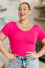 Load image into Gallery viewer, Everyday Scoop Neck Short Sleeve Top in Fuchsia