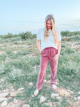 Load image into Gallery viewer, Pristine Puff Sleeve Top in White