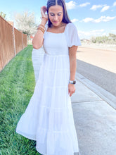 Load image into Gallery viewer, Easy On Me Maxi Dress