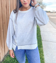 Load image into Gallery viewer, So Compelling Contrast Detail Pullover