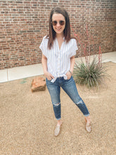 Load image into Gallery viewer, The Linda Love's Stripe Top
