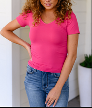 Load image into Gallery viewer, Everyday Scoop Neck Short Sleeve Top in Fuchsia
