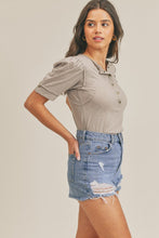 Load image into Gallery viewer, Snaps For You Top