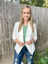 Load image into Gallery viewer, Ordinary Fun Blazer In Off White