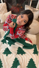 Load image into Gallery viewer, PREORDER: Beyond The Cloud Blanket In Christmas Tree