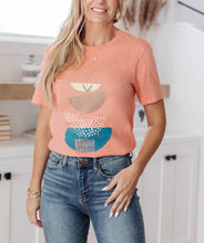 Load image into Gallery viewer, Abstract Graphic Tee in Peach