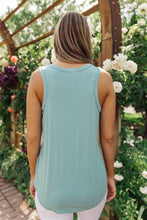 Load image into Gallery viewer, Aquatic Dreams Tank