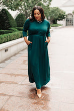 Load image into Gallery viewer, Bri Maxi Dress in Hunter Green