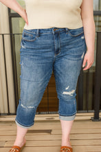 Load image into Gallery viewer, Courtney Mid-Rise Cuffed Capri