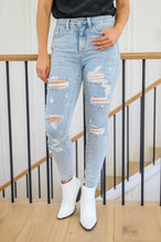 Load image into Gallery viewer, Tia Destroyed Tummy Control Skinny