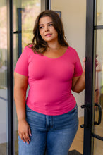 Load image into Gallery viewer, Everyday Scoop Neck Short Sleeve Top in Fuchsia