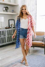 Load image into Gallery viewer, Fluttering Flag Kimono