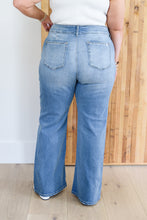 Load image into Gallery viewer, Heidi Slim Bootcut Jeans