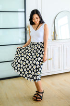 Load image into Gallery viewer, Hey Daisy Midi Skirt