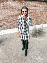 Load image into Gallery viewer, The Lauren Button Up Top In Black & White