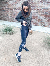 Load image into Gallery viewer, The Charlie Camo Capri