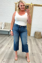 Load image into Gallery viewer, Betty High Rise Vintage Wash Wide Leg Crop Jeans