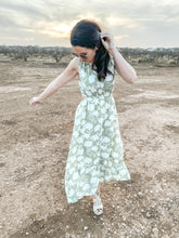 Load image into Gallery viewer, A Cut Above The Rest- In Olive