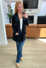 Load image into Gallery viewer, Slouchy Pocket Open Cardigan in Black