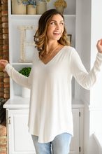 Load image into Gallery viewer, It's Your Move V Neck Long Sleeve Top In Ivory