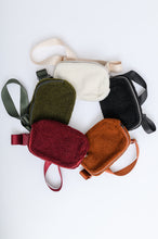 Load image into Gallery viewer, Keeping Up Sherpa Side Bag in Black