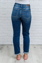 Load image into Gallery viewer, London Midrise Cuffed Boyfriend Jeans