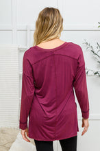 Load image into Gallery viewer, Long Sleeve Knit Top With Pocket In Burgundy