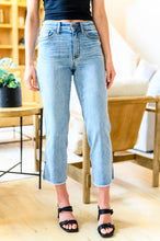 Load image into Gallery viewer, Maddox Mid Rise Straight Crop Jeans