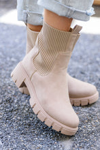 Load image into Gallery viewer, Moving Mountains Chunky Boots