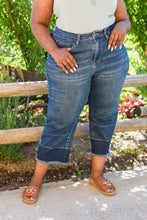 Load image into Gallery viewer, Olivia Wide Leg Cropped Jeans