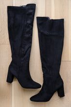 Load image into Gallery viewer, Penelope Knee High Boots In Black