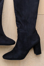 Load image into Gallery viewer, Penelope Knee High Boots In Black