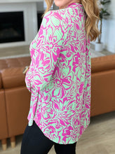 Load image into Gallery viewer, Stylish Stacey Top in Emerald Pink Floral