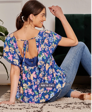 Load image into Gallery viewer, Flower Power Top