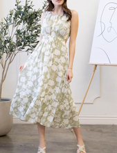 Load image into Gallery viewer, A Cut Above The Rest- In Olive