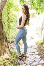 Load image into Gallery viewer, High-Wasted Tummy Control Skinny Jeans