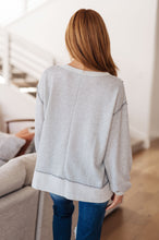 Load image into Gallery viewer, So Compelling Contrast Detail Pullover