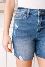 Load image into Gallery viewer, Straight Edge Dark Wash Shorts