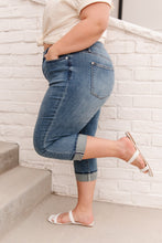 Load image into Gallery viewer, Suzie High-Rise Cuffed Capris hi hi