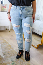 Load image into Gallery viewer, Tia Destroyed Tummy Control Skinny