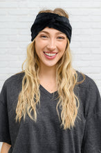 Load image into Gallery viewer, Velvet Twist Headband In Black