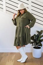 Load image into Gallery viewer, The Aspen Tiered Button Up Dress In Forest