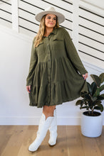 Load image into Gallery viewer, The Aspen Tiered Button Up Dress In Forest