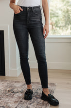 Load image into Gallery viewer, Octavia High Rise Control Top Skinny Jeans in Washed Black
