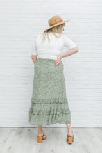 Load image into Gallery viewer, The Savvy Floral Maxi Skirt
