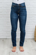 Load image into Gallery viewer, Reba Hi-Rise Clean Relaxed Fit Jeans
