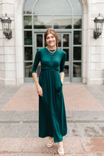 Load image into Gallery viewer, Bri Maxi Dress in Hunter Green
