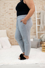 Load image into Gallery viewer, Chill Weekend Sweatpants in Gray
