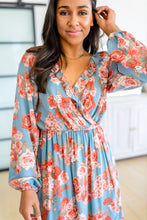 Load image into Gallery viewer, Coming Up Roses Floral Dress

