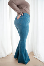 Load image into Gallery viewer, Happy in High Rise Flare Jegging
